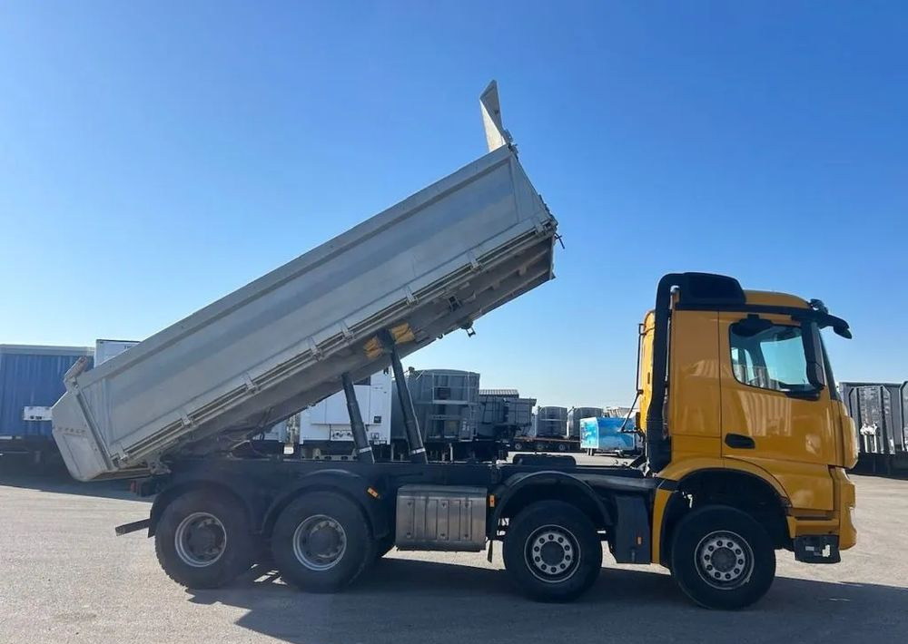 Mercedes-Benz Arocs 4145 8x4 | Meiller Kipper |Wywrotka trójstronna | Bordmatik | 453 KM | Euro 6 | 2018 - Truk jungkit: gambar 3 Mercedes-Benz Arocs 4145 8x4 | Meiller Kipper |Wywrotka trójstronna | Bordmatik | 453 KM | Euro 6 | 2018 - Truk jungkit: gambar 3