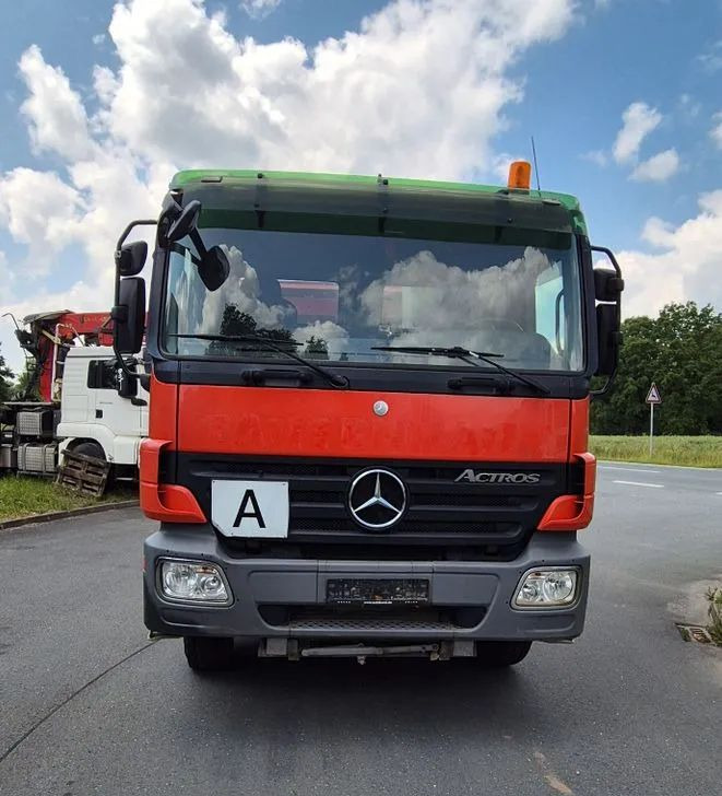 Mercedes-Benz Mercedes-Benz ACTROS 4141 Wywrotka 8x4 | Euro 5 | 408 KM | 337 798 km | 2010 - Truk jungkit: gambar 5 Mercedes-Benz Mercedes-Benz ACTROS 4141 Wywrotka 8x4 | Euro 5 | 408 KM | 337 798 km | 2010 - Truk jungkit: gambar 5