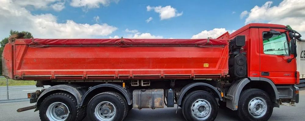 Mercedes-Benz Mercedes-Benz ACTROS 4141 Wywrotka 8x4 | Euro 5 | 408 KM | 337 798 km | 2010 - Truk jungkit: gambar 4 Mercedes-Benz Mercedes-Benz ACTROS 4141 Wywrotka 8x4 | Euro 5 | 408 KM | 337 798 km | 2010 - Truk jungkit: gambar 4