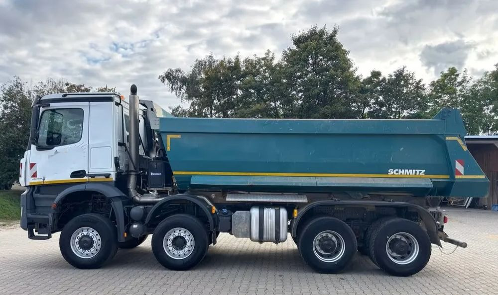 Mercedes-Benz Mercedes-Benz Arocs 4145AK 8x6 Allrad | Wywrotka Schmitz Mulda z hydrauliczną zabudową kiprującą | Euro 6c | Przebieg: 144 249 km !!!! - Truk jungkit: gambar 5 Mercedes-Benz Mercedes-Benz Arocs 4145AK 8x6 Allrad | Wywrotka Schmitz Mulda z hydrauliczną zabudową kiprującą | Euro 6c | Przebieg: 144 249 km !!!! - Truk jungkit: gambar 5
