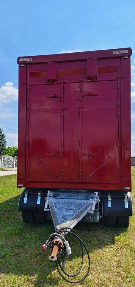 Pezzaioli RBA 32/TRZYOSIOWA PRZYCZEPA-2XBYDŁO,3X TRZODA/HYDRAULICZNIE PODNOSZONY DACH I PODŁOGI / OŚ ŚRODKOWA PODNOSZONA - Trailer pengangkut hewan: gambar 5 Pezzaioli RBA 32/TRZYOSIOWA PRZYCZEPA-2XBYDŁO,3X TRZODA/HYDRAULICZNIE PODNOSZONY DACH I PODŁOGI / OŚ ŚRODKOWA PODNOSZONA - Trailer pengangkut hewan: gambar 5