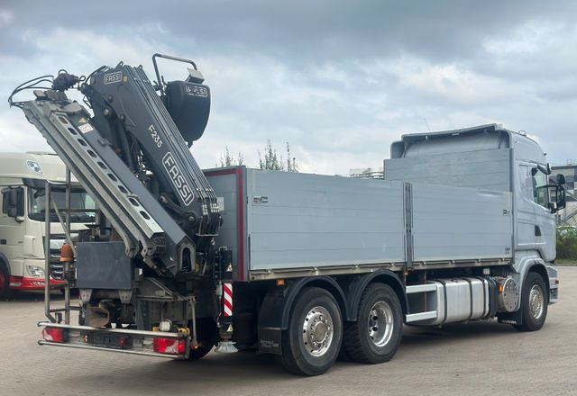 Scania R500 V8 6x2 |platforma budowlana z HDS FASSI F235 sterowanie radiowe | Euro5| Oś tylna: podnoszona i skrętna - Truk flatbed, Truk derek: gambar 4 Scania R500 V8 6x2 |platforma budowlana z HDS FASSI F235 sterowanie radiowe | Euro5| Oś tylna: podnoszona i skrętna - Truk flatbed, Truk derek: gambar 4