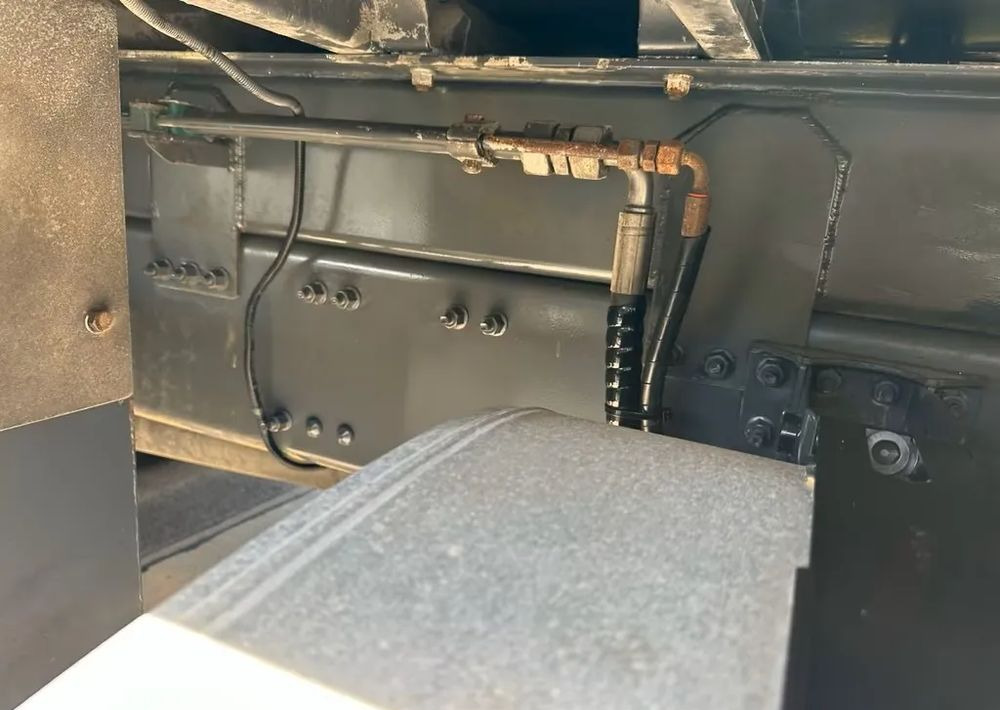 Volvo FM420 6x2 | HDS Atlas AK 186-3 z przestrzenią ładunkową | Euro6 |238 000 km - Truk flatbed, Truk derek: gambar 4 Volvo FM420 6x2 | HDS Atlas AK 186-3 z przestrzenią ładunkową | Euro6 |238 000 km - Truk flatbed, Truk derek: gambar 4