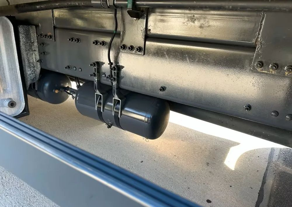 Volvo FM420 6x2 | HDS Atlas AK 186-3 z przestrzenią ładunkową | Euro6 |238 000 km - Truk flatbed, Truk derek: gambar 3 Volvo FM420 6x2 | HDS Atlas AK 186-3 z przestrzenią ładunkową | Euro6 |238 000 km - Truk flatbed, Truk derek: gambar 3