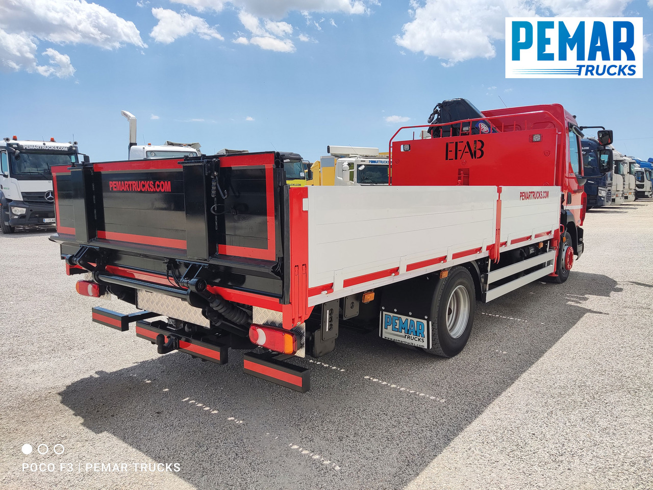 Truk flatbed, Truk derek DAF LF 210 GRUA CAJA FIJA: gambar 6