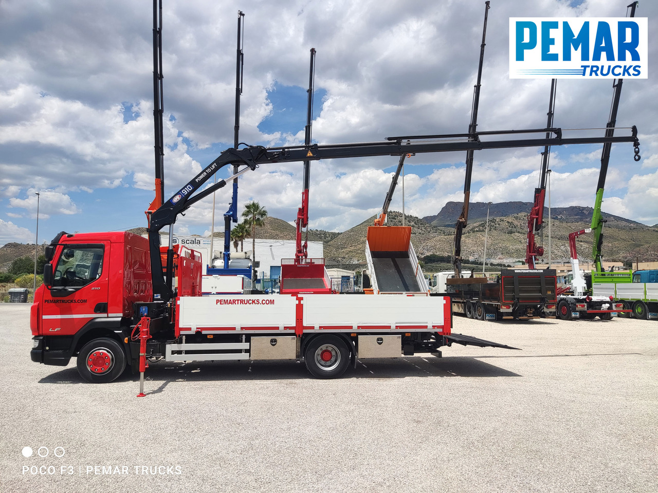 Truk flatbed, Truk derek DAF LF 210 GRUA CAJA FIJA: gambar 18