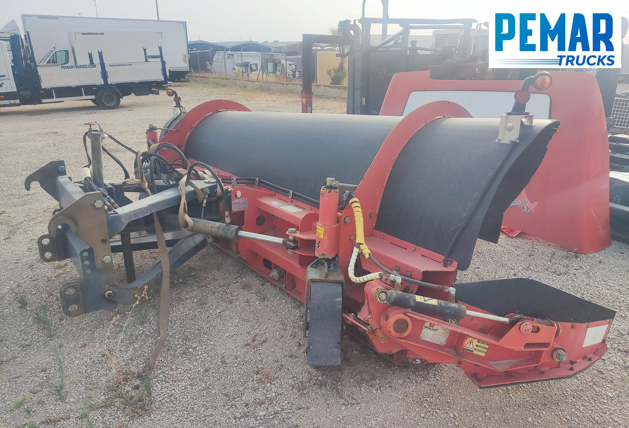 MAHLERS ROSSO 2000 37KP - Kendaraan de-icing: gambar 4 MAHLERS ROSSO 2000 37KP - Kendaraan de-icing: gambar 4