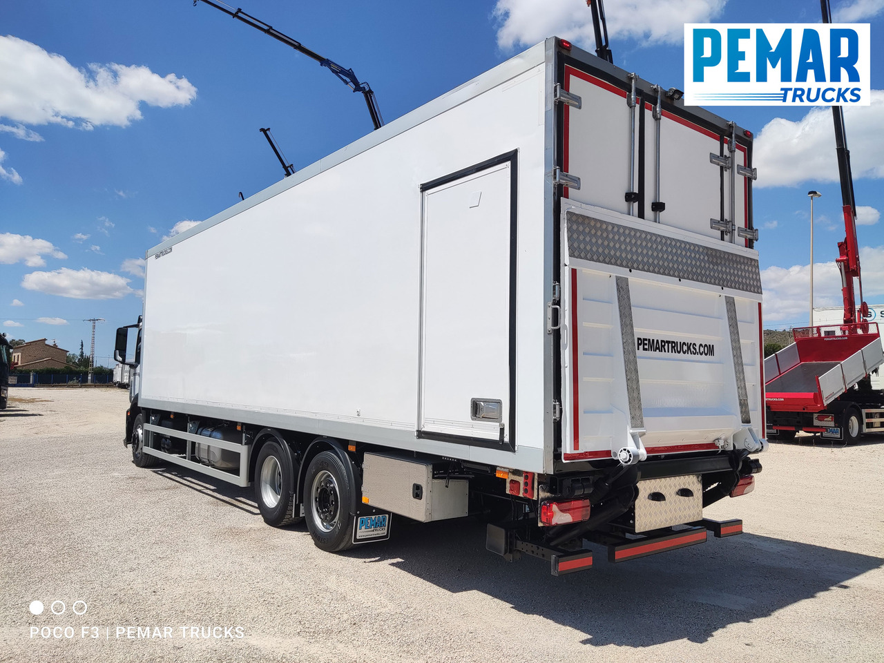 MERCEDES-BENZ ANTOS 2535 6X2 FRIGORIFICO - Truk berpendingin: gambar 5 MERCEDES-BENZ ANTOS 2535 6X2 FRIGORIFICO - Truk berpendingin: gambar 5