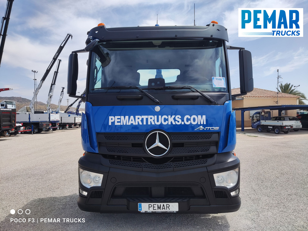 MERCEDES-BENZ ANTOS 2546 6X2 MULTILIFT - Pengangkut kontainer/ Container truck: gambar 3 MERCEDES-BENZ ANTOS 2546 6X2 MULTILIFT - Pengangkut kontainer/ Container truck: gambar 3