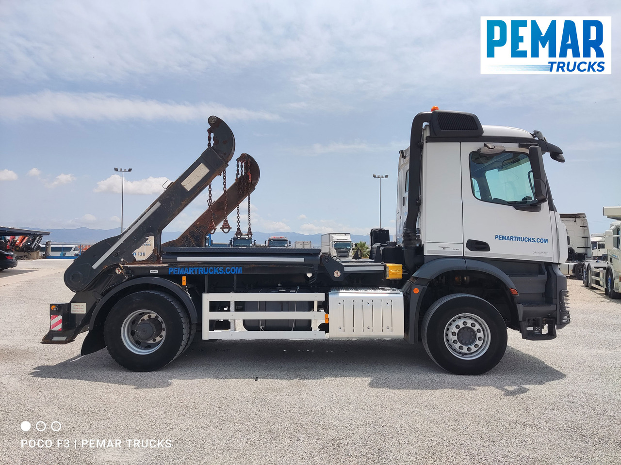 MERCEDES-BENZ AROCS 1845 PORTACONTENEDOR CADENA - Truk skip loader: gambar 5 MERCEDES-BENZ AROCS 1845 PORTACONTENEDOR CADENA - Truk skip loader: gambar 5