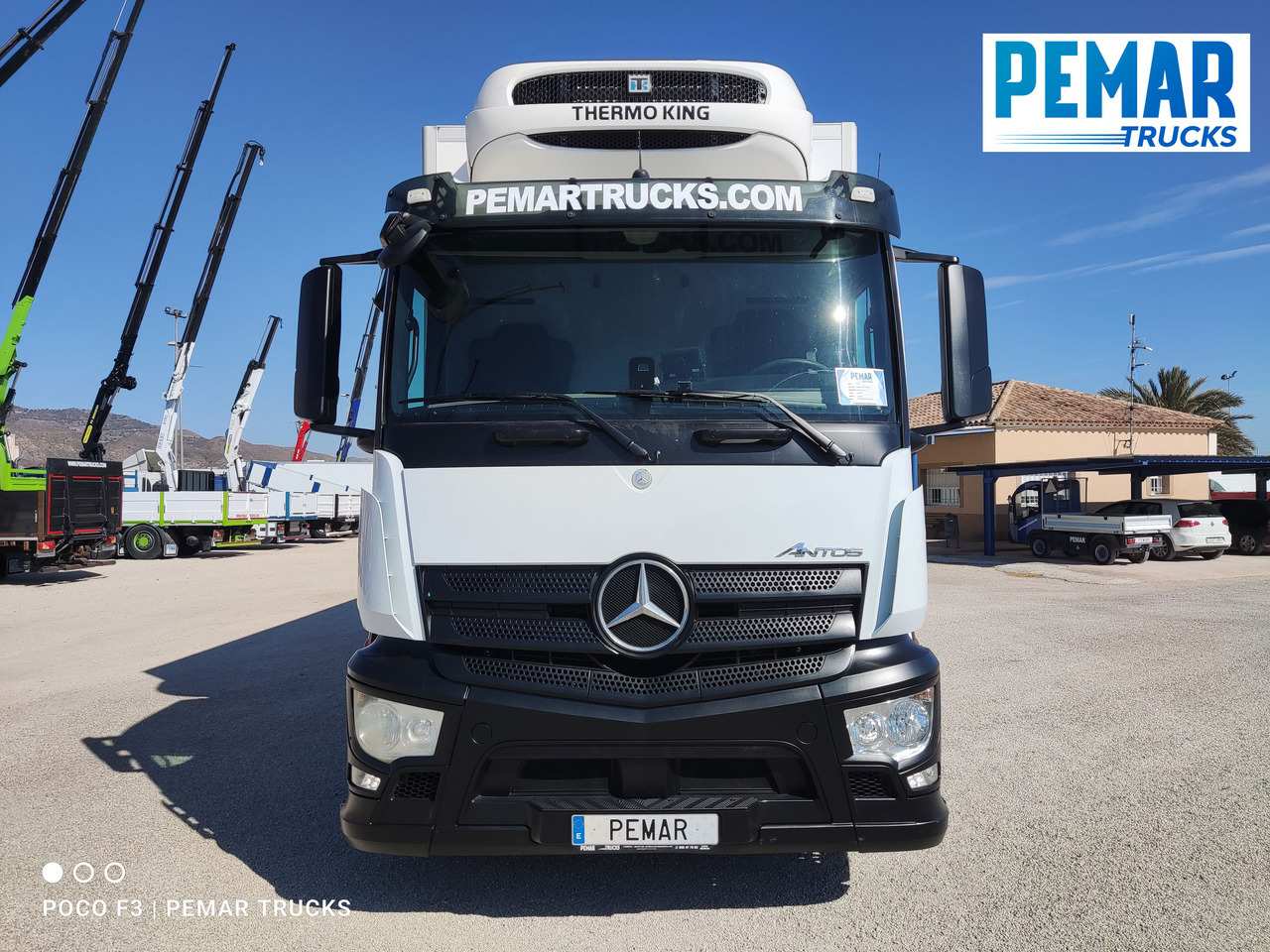 MERCEDES-BENZ MERCEDES BENZ ANTOS 1833 FRIGORIFICO 18T - Truk berpendingin: gambar 2 MERCEDES-BENZ MERCEDES BENZ ANTOS 1833 FRIGORIFICO 18T - Truk berpendingin: gambar 2