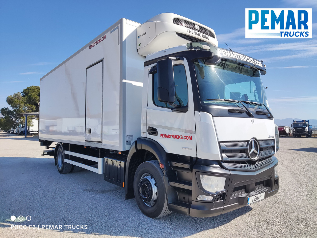 MERCEDES-BENZ MERCEDES BENZ ANTOS 1833 FRIGORIFICO 18T - Truk berpendingin: gambar 3 MERCEDES-BENZ MERCEDES BENZ ANTOS 1833 FRIGORIFICO 18T - Truk berpendingin: gambar 3