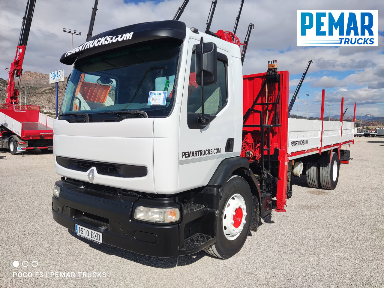 RENAULT PREMIUM 270 DCI GRUA CAJA FIJA - Truk derek: gambar 2 RENAULT PREMIUM 270 DCI GRUA CAJA FIJA - Truk derek: gambar 2