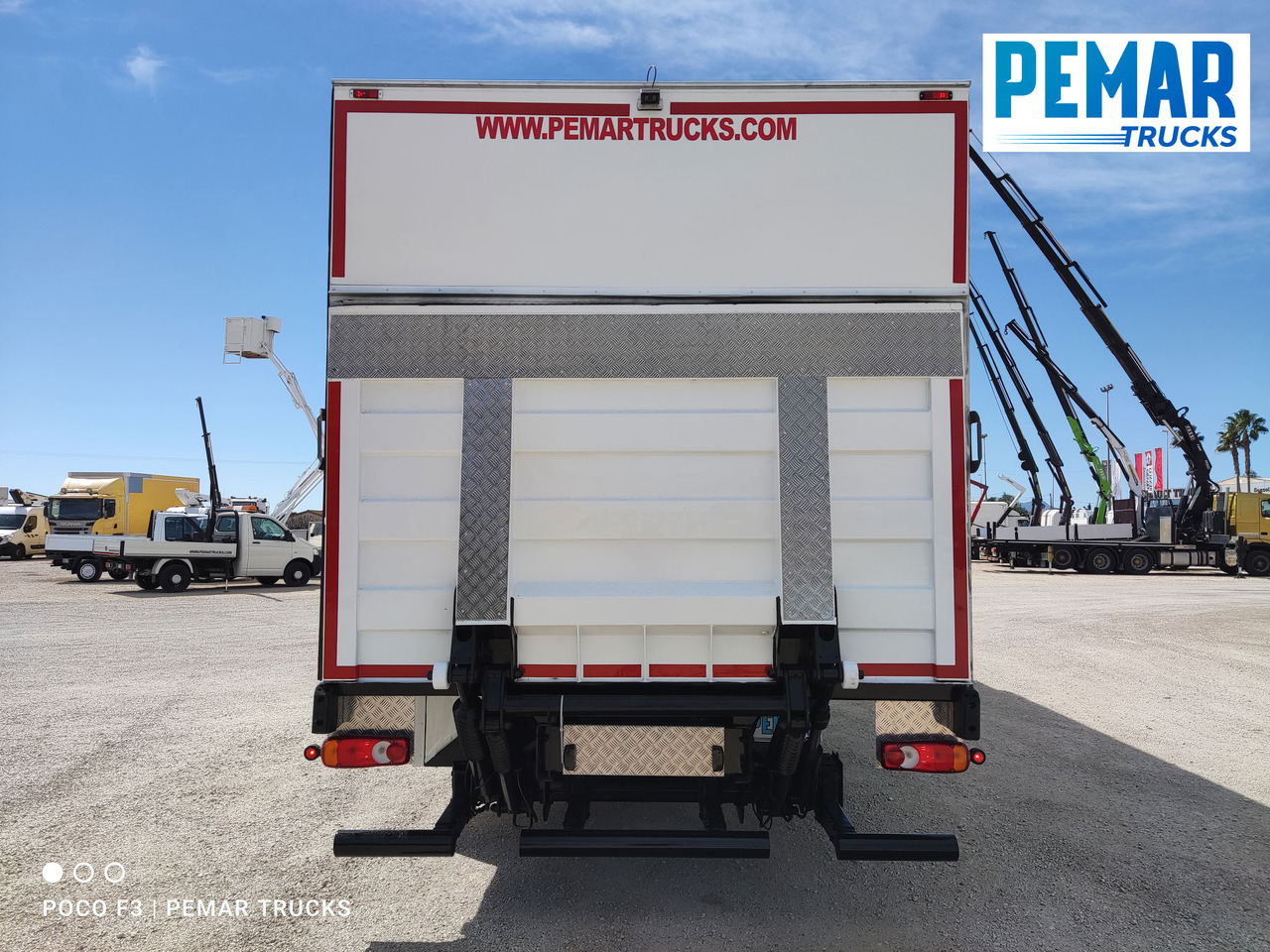 Truk berpendingin VOLVO FL 240 FRIGORIFICO 14T: gambar 7