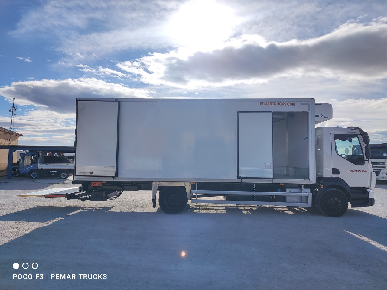 Truk berpendingin VOLVO FL 250 FRIGORIFICO 12T EURO 6: gambar 14