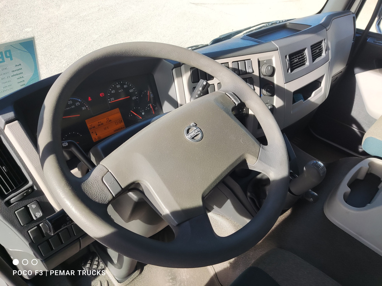 Truk berpendingin VOLVO FL 250 FRIGORIFICO 12T EURO 6: gambar 27
