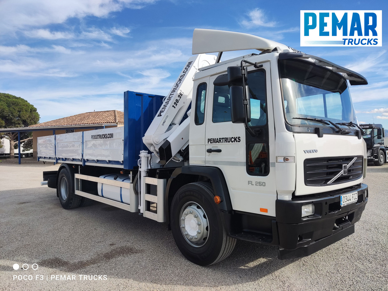 VOLVO FL 250 GRUA CAJA FIJA - Truk flatbed, Truk derek: gambar 4 VOLVO FL 250 GRUA CAJA FIJA - Truk flatbed, Truk derek: gambar 4