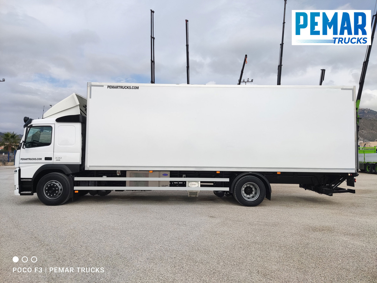 Truk berpendingin VOLVO FM 330 4X2 FRIGORIFICO 18T EURO 6: gambar 8