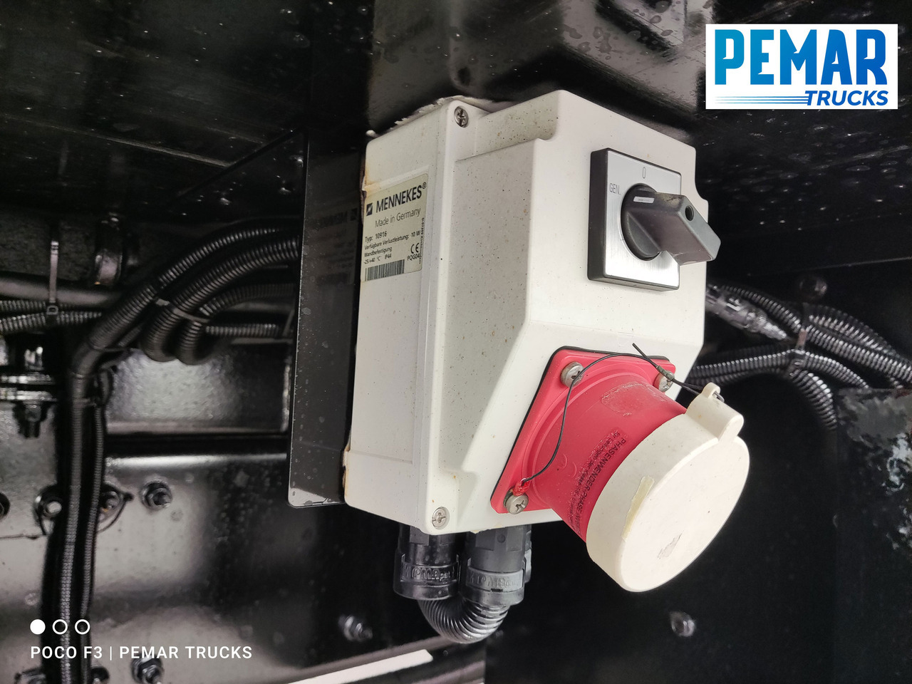 Truk berpendingin VOLVO FM 330 4X2 FRIGORIFICO 18T EURO 6: gambar 15