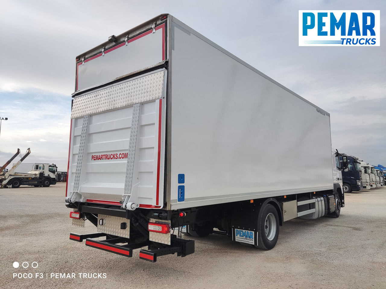 VOLVO FM 330 4X2 FRIGORIFICO EURO 6 - Truk berpendingin: gambar 5 VOLVO FM 330 4X2 FRIGORIFICO EURO 6 - Truk berpendingin: gambar 5