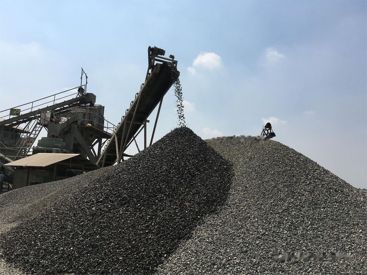 Kinglink 4.25 Ft Riverstone Cone Crusher KLF1300 - Penghancur kerucut: gambar 4 Kinglink 4.25 Ft Riverstone Cone Crusher KLF1300 - Penghancur kerucut: gambar 4