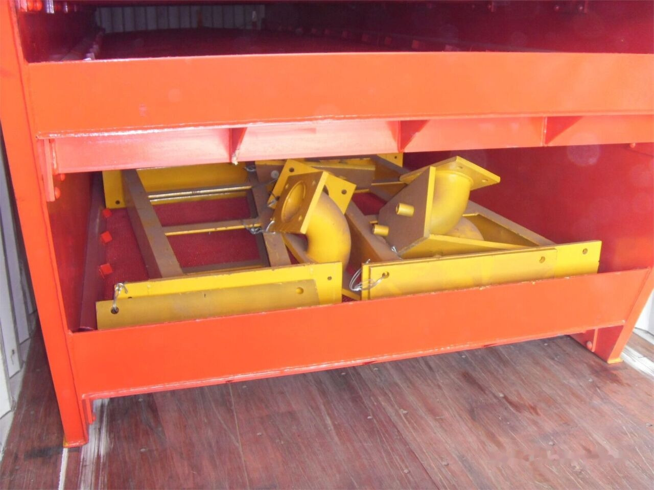 Kinglink Gold Ore Vibrating Screen 3YA1860 | 200TPH - Screener: gambar 3 Kinglink Gold Ore Vibrating Screen 3YA1860 | 200TPH - Screener: gambar 3