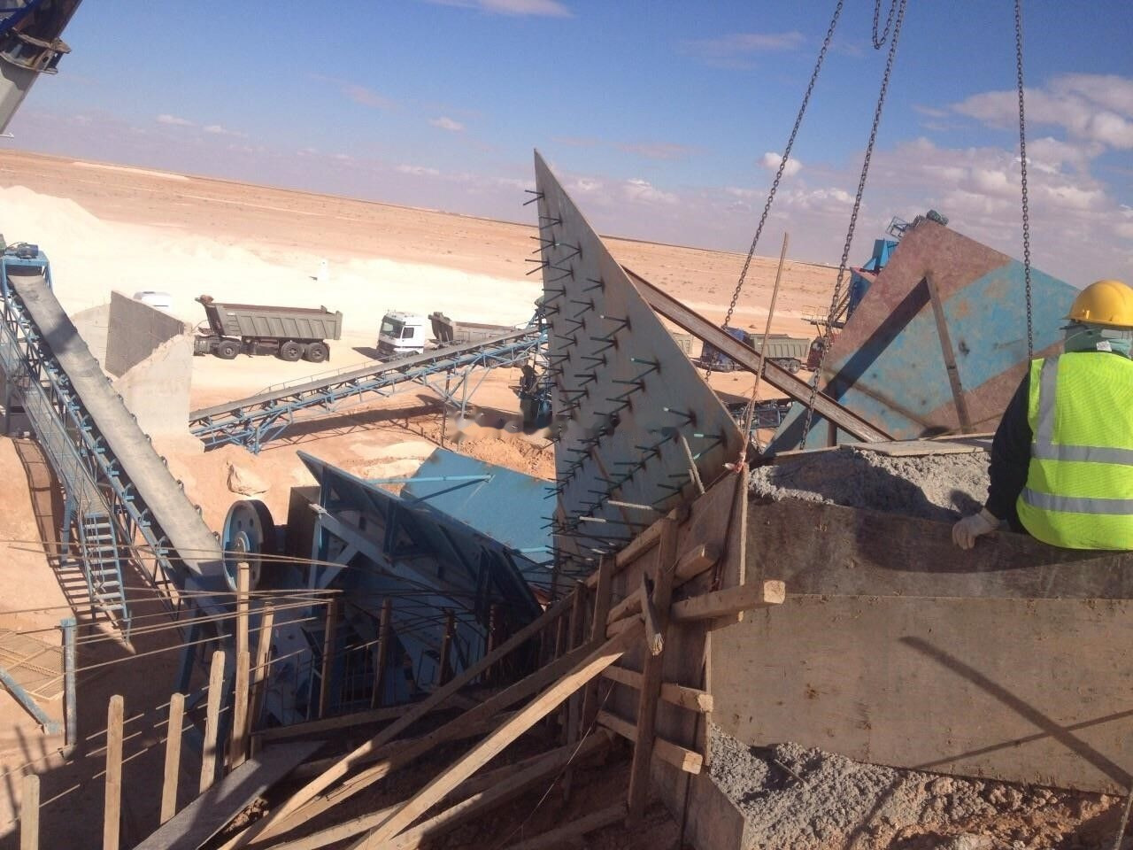 Kinglink PE800X1060 Phosphate Jaw Crusher - Penghancur rahang: gambar 5 Kinglink PE800X1060 Phosphate Jaw Crusher - Penghancur rahang: gambar 5