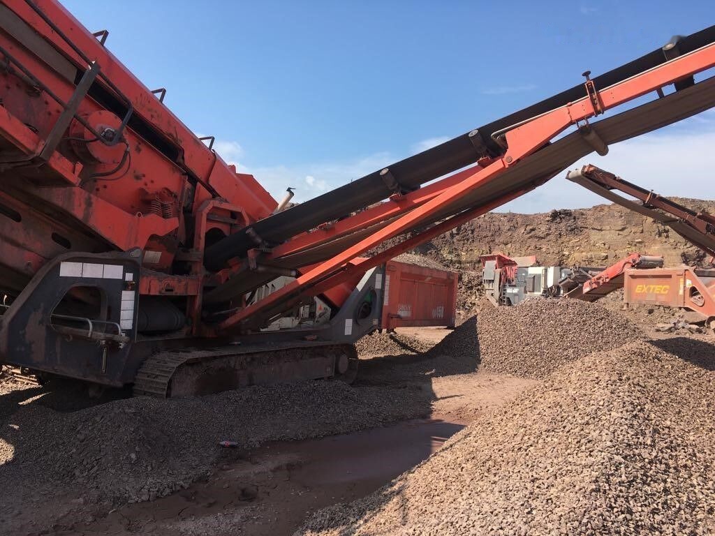 Sandvik QA450 - Screener: gambar 3 Sandvik QA450 - Screener: gambar 3
