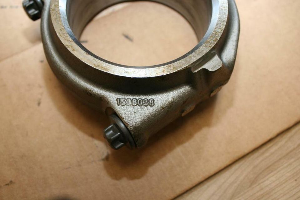Pleuel für Scania DC 9, DC 11, DC 12, 1538038 - Batang penghubung: gambar 2 Pleuel für Scania DC 9, DC 11, DC 12, 1538038 - Batang penghubung: gambar 2
