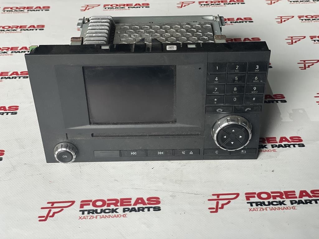 BOSCH RADIO FOR MERCEDES ACTROS MP4 - A 0004466662 - Kabin dan interior untuk Truk: gambar 1 BOSCH RADIO FOR MERCEDES ACTROS MP4 - A 0004466662 - Kabin dan interior untuk Truk: gambar 1