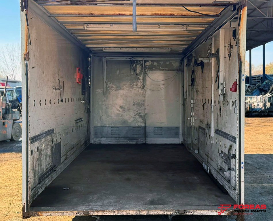 BOX BODY 6.10m x 2.48m X 2.35m - Tukar tubuh box: gambar 3 BOX BODY 6.10m x 2.48m X 2.35m - Tukar tubuh box: gambar 3