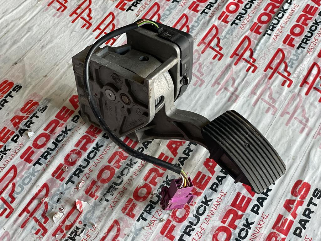 MAN 81.25970.6100 - Pedal untuk Truk: gambar 2 MAN 81.25970.6100 - Pedal untuk Truk: gambar 2