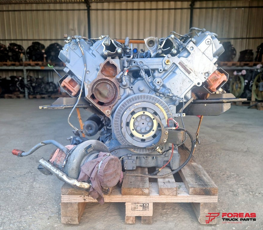 MAN V12 MARINE ENGINE EURO 3 - Mesin: gambar 2 MAN V12 MARINE ENGINE EURO 3 - Mesin: gambar 2