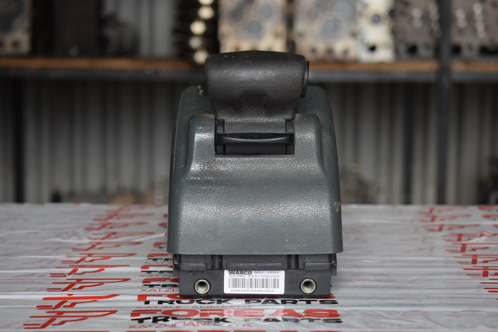 MERCEDES-BENZ ACTROS MP1 ELECTRONIC GEAR SELECTOR - Tongkat gigi untuk Truk: gambar 1 MERCEDES-BENZ ACTROS MP1 ELECTRONIC GEAR SELECTOR - Tongkat gigi untuk Truk: gambar 1