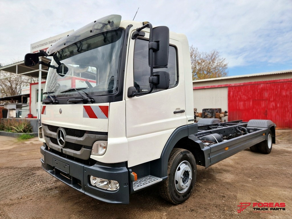 MERCEDES-BENZ ATEGO 1022 - EURO5 - Truk sasis: gambar 4 MERCEDES-BENZ ATEGO 1022 - EURO5 - Truk sasis: gambar 4