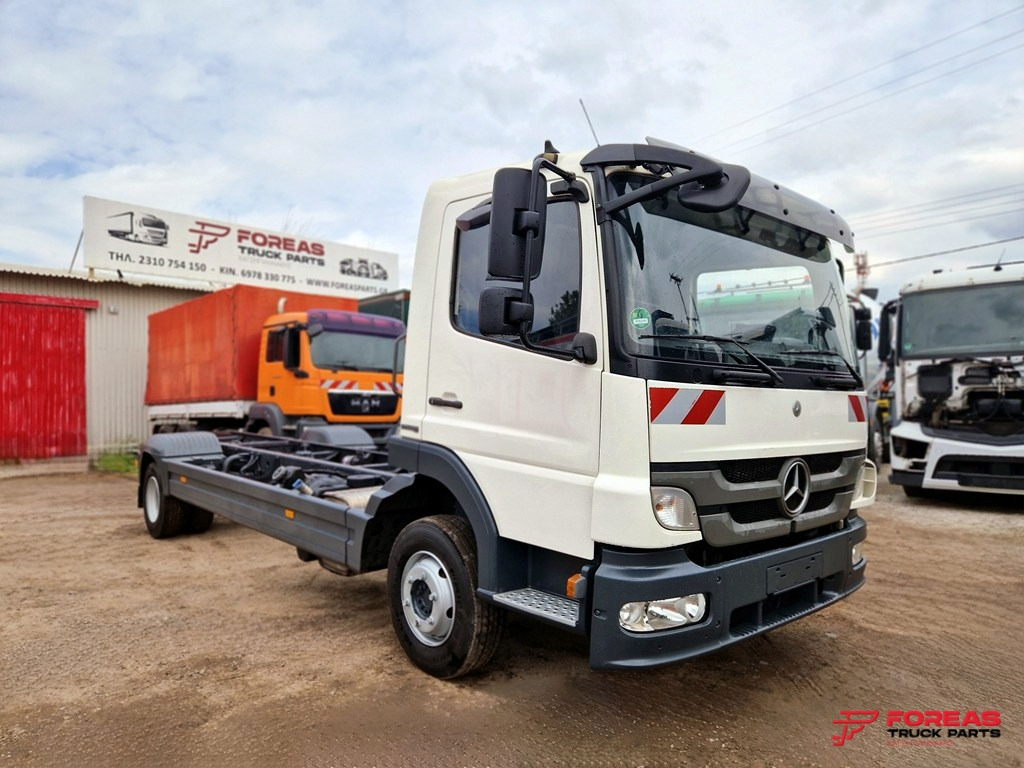 MERCEDES-BENZ ATEGO 1022 - EURO5 - Truk sasis: gambar 1 MERCEDES-BENZ ATEGO 1022 - EURO5 - Truk sasis: gambar 1