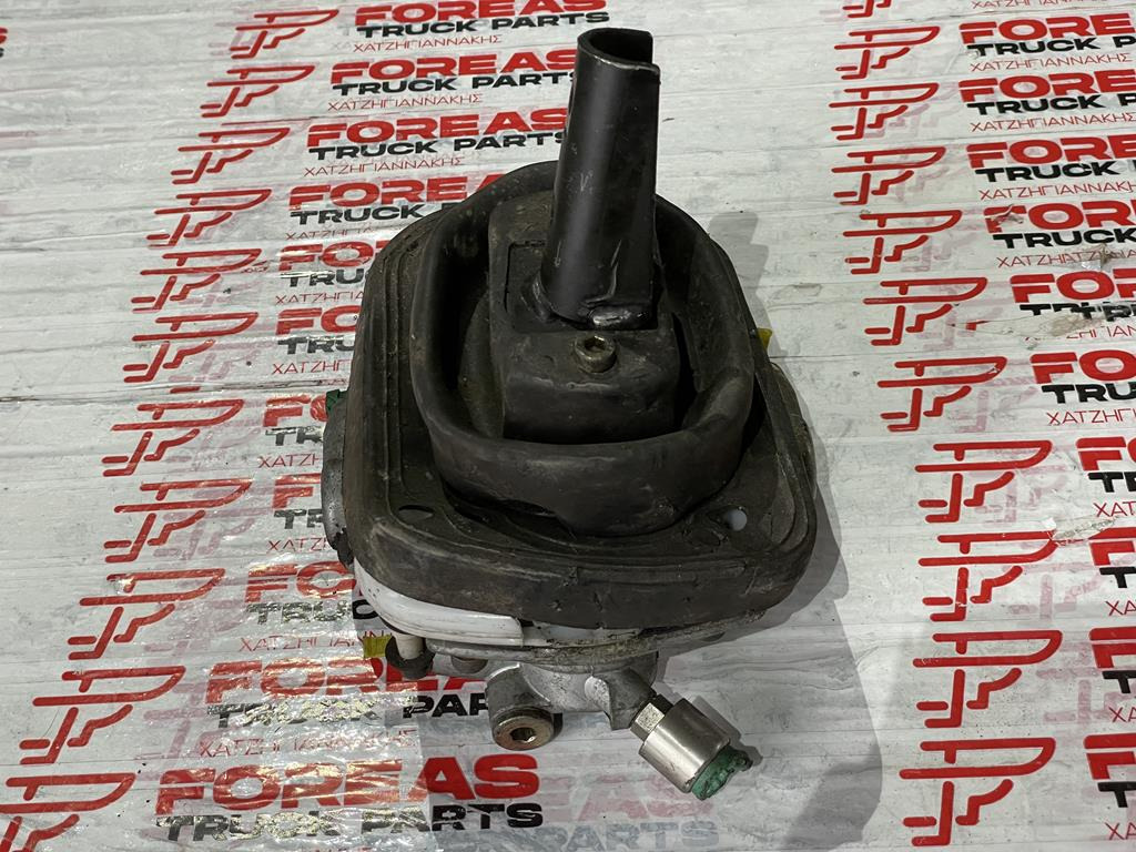 MERCEDES-BENZ HYDRAULIC GEAR STICK - A 000 260 5898 - Tongkat gigi untuk Truk: gambar 3 MERCEDES-BENZ HYDRAULIC GEAR STICK - A 000 260 5898 - Tongkat gigi untuk Truk: gambar 3