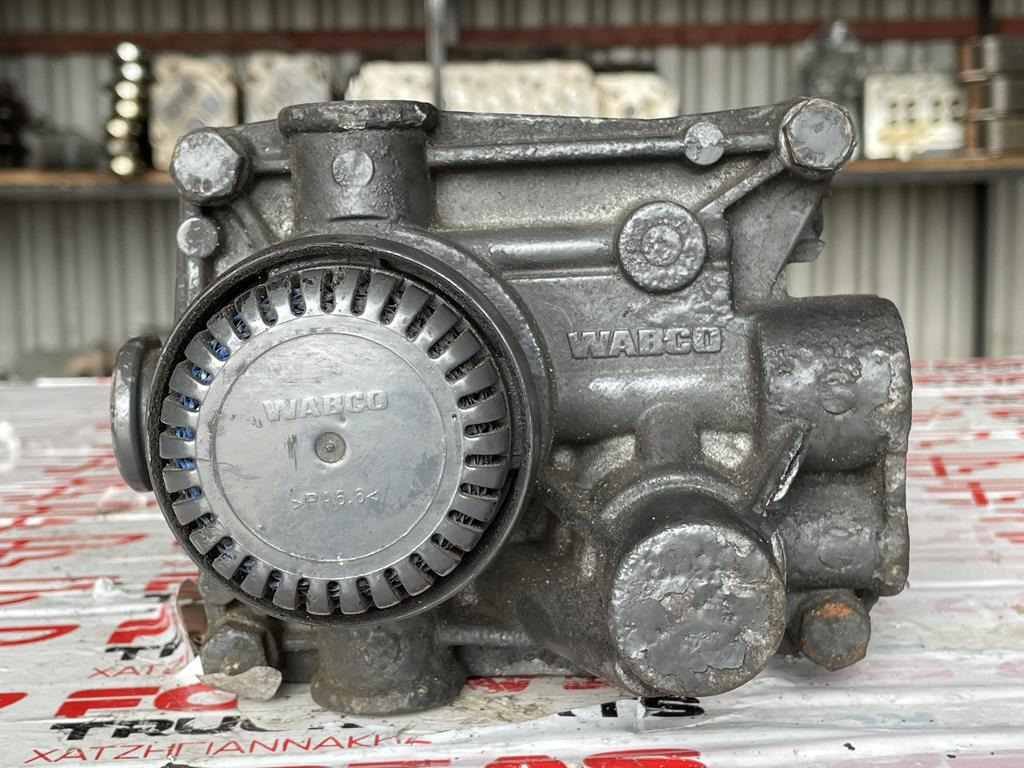 WABCO AIR VALVE FOR MERCEDES - A 005 429 8944 - Katup rem untuk Truk: gambar 1 WABCO AIR VALVE FOR MERCEDES - A 005 429 8944 - Katup rem untuk Truk: gambar 1