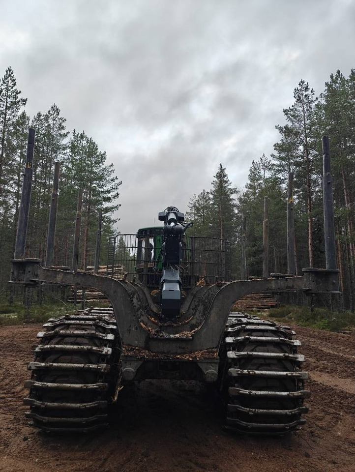 John Deere 1510 g - Forwarder: gambar 4 John Deere 1510 g - Forwarder: gambar 4