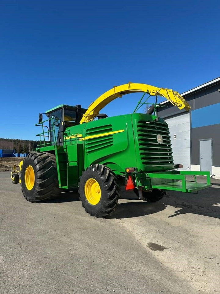 John Deere 7200 - Pemanen hijauan: gambar 3 John Deere 7200 - Pemanen hijauan: gambar 3