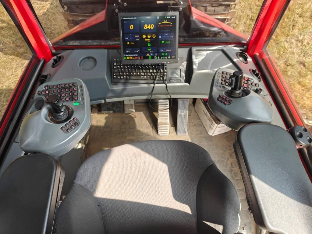 Forwarder Komatsu 855: gambar 14