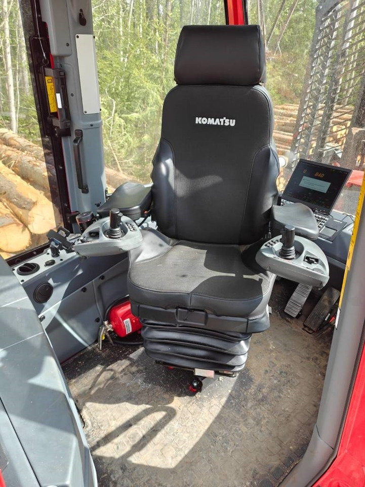 Forwarder Komatsu 855: gambar 18