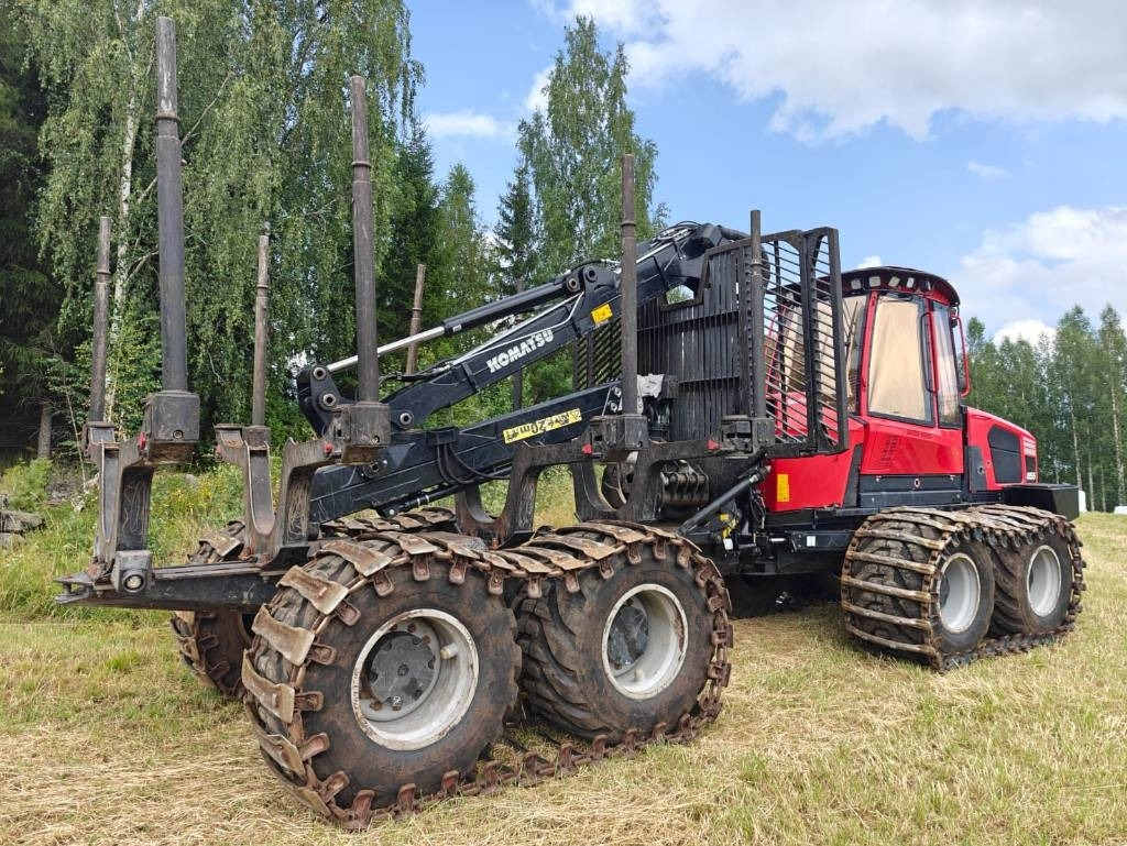 Komatsu 855 - Forwarder: gambar 5 Komatsu 855 - Forwarder: gambar 5