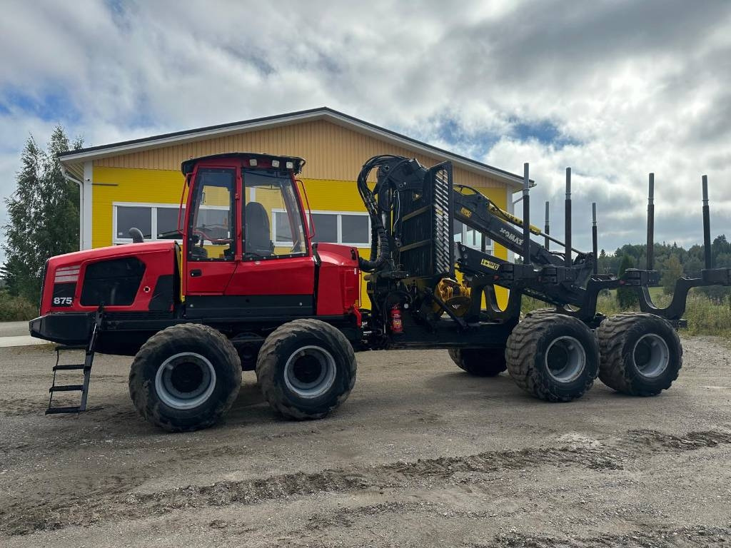 Komatsu 875 - Forwarder: gambar 1 Komatsu 875 - Forwarder: gambar 1