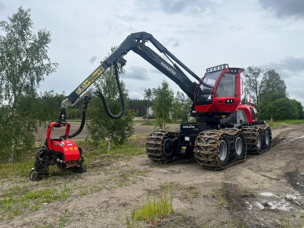 Komatsu 951 XC - Peralatan pemanen: gambar 1 Komatsu 951 XC - Peralatan pemanen: gambar 1