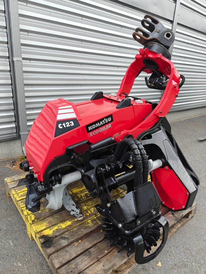 Komatsu C 123 - Jatuh kepala: gambar 1 Komatsu C 123 - Jatuh kepala: gambar 1