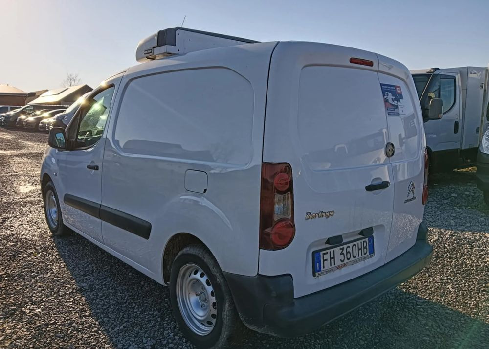Citroën BERLINGO/ PEUGEOT PARTNER - Van berpendingin: gambar 4 Citroën BERLINGO/ PEUGEOT PARTNER - Van berpendingin: gambar 4
