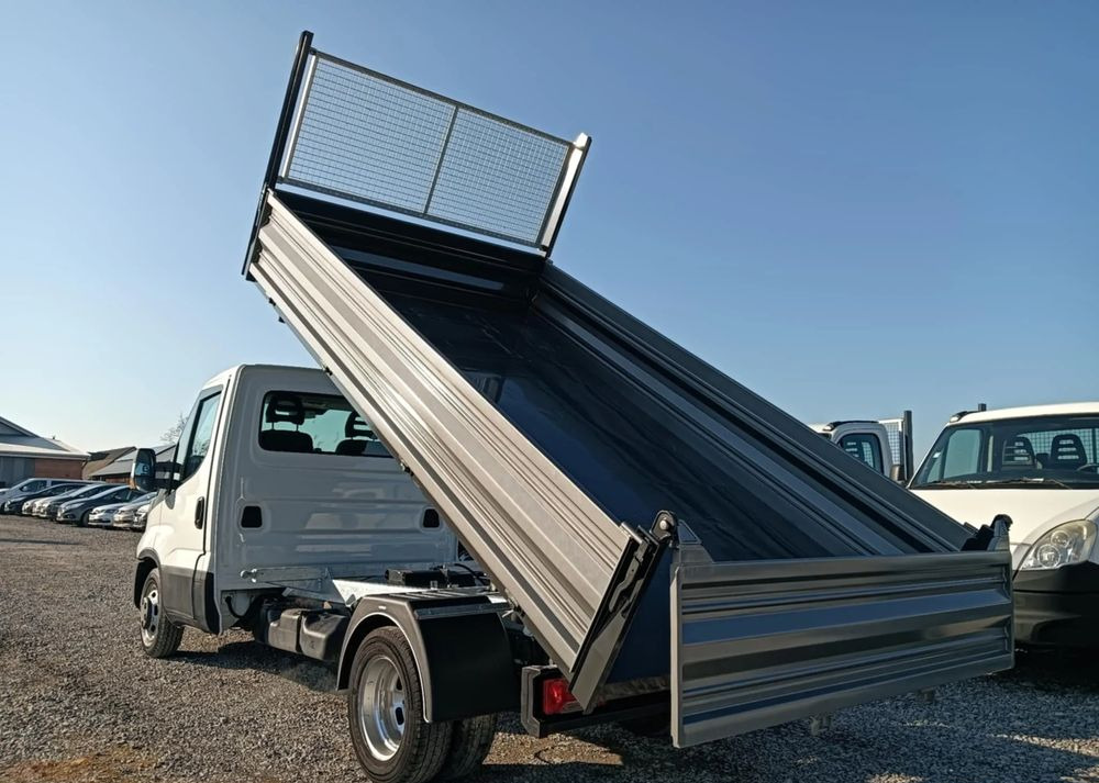 Iveco DAILY 35C13, 35C15 - Van jungkit: gambar 4 Iveco DAILY 35C13, 35C15 - Van jungkit: gambar 4