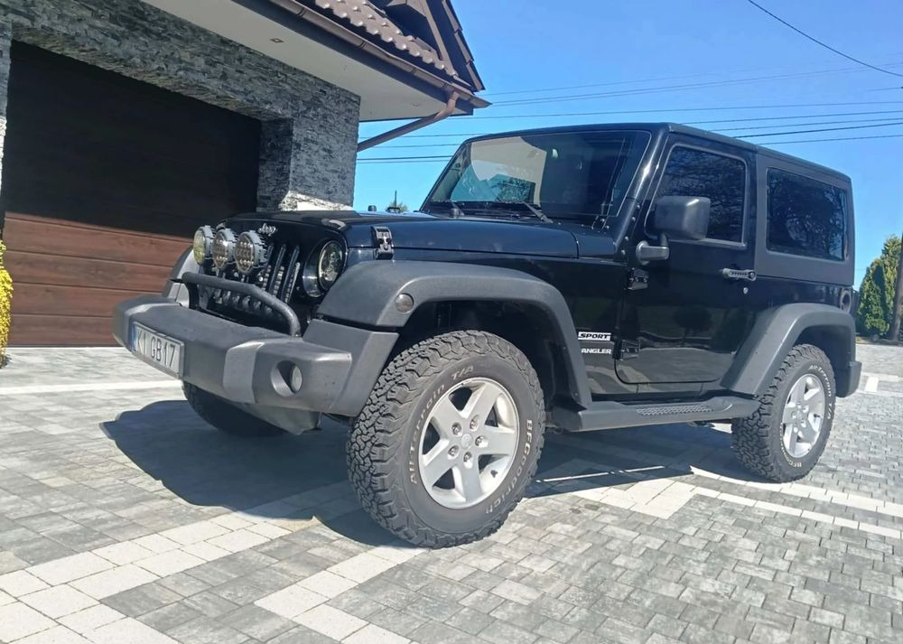 Jeep Wrangler 2.8 CRD Sport - Convertible: gambar 2 Jeep Wrangler 2.8 CRD Sport - Convertible: gambar 2