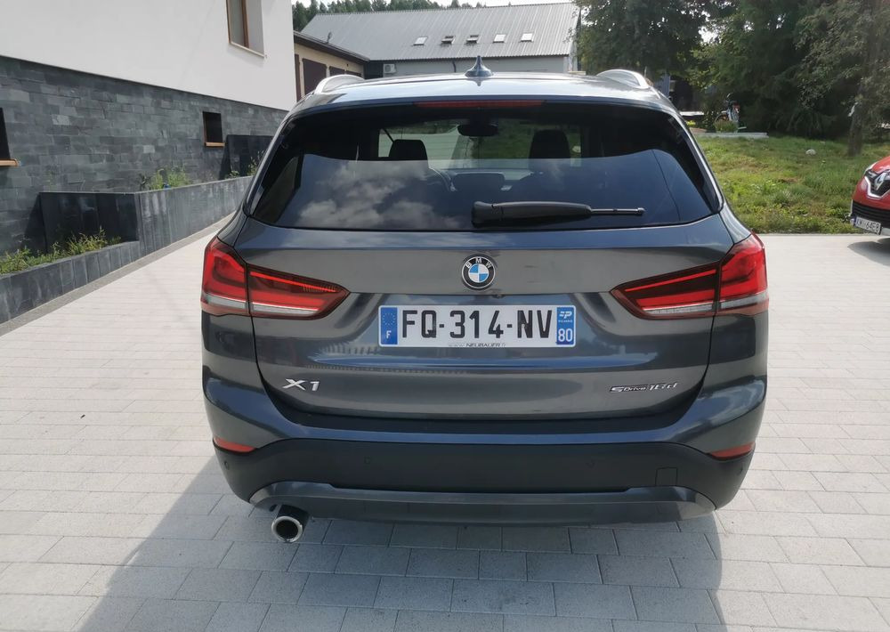 BMW X1 sDrive16d - Station wagon: gambar 5 BMW X1 sDrive16d - Station wagon: gambar 5